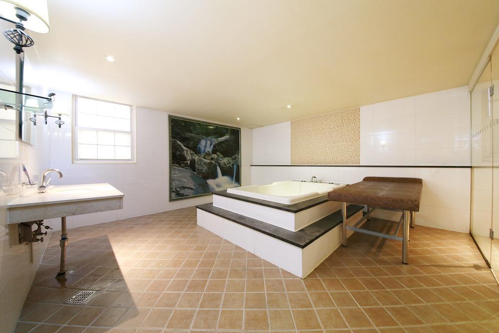 Hotel Diamond Suwon Eksteriør billede