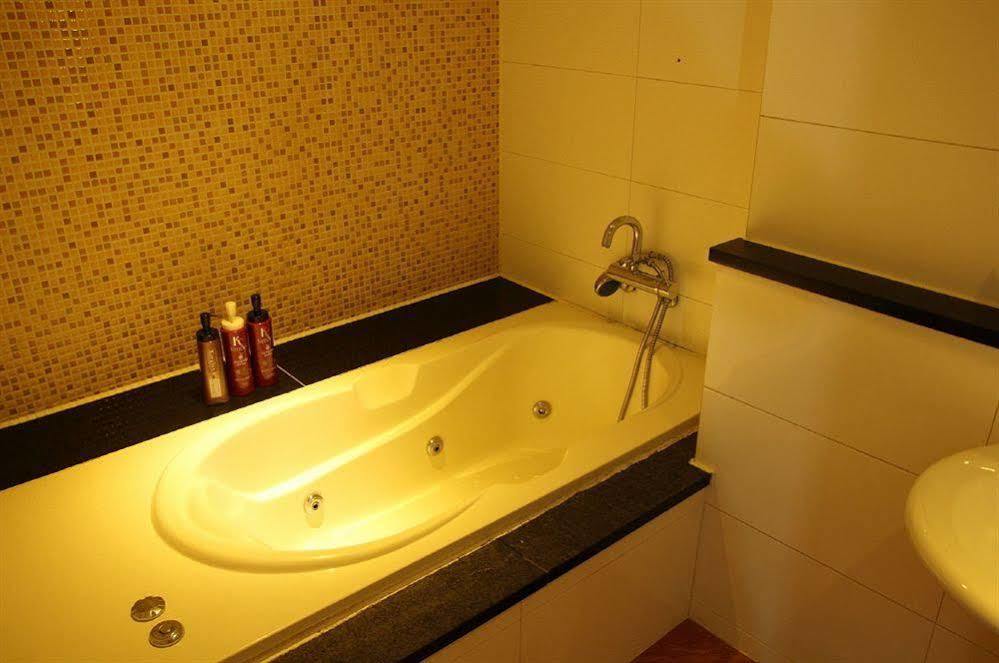 Hotel Diamond Suwon Eksteriør billede